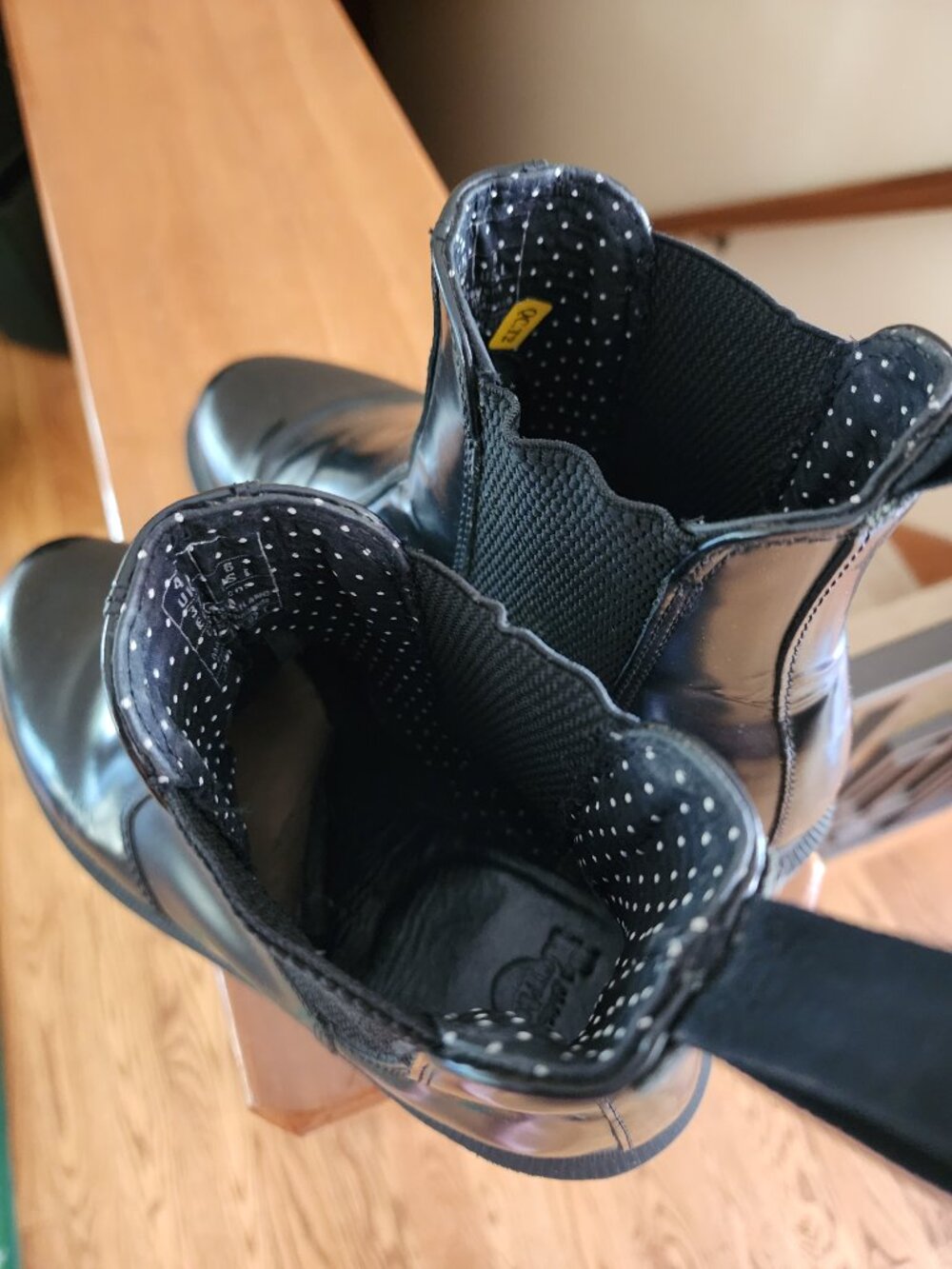 Dr. Martens Flora Chelsea Black Boot Size 6 - Picture 3 of 9